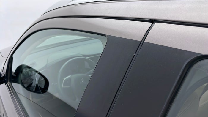 MITSUBISHI OUTLANDER-Door Exterior LHS Front Faded