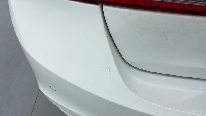 BMW 318I-Bumper Rear Scratch
