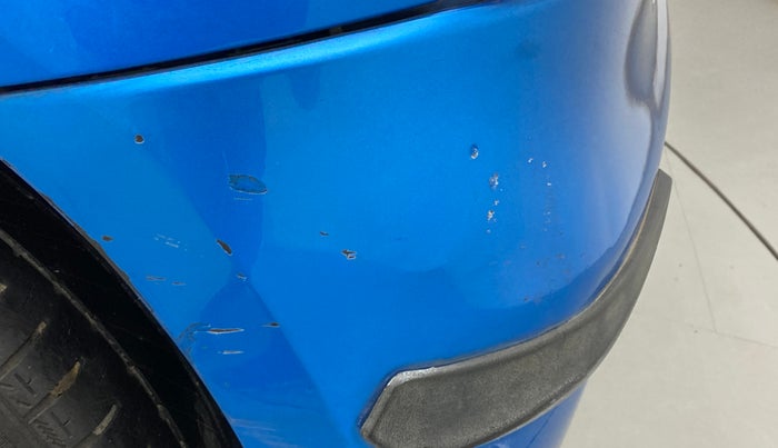 2013 Toyota Etios Liva V, Petrol, Manual, 86,000 km, Rear bumper - Minor scratches
