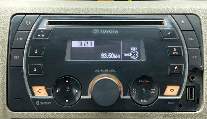 2013 Toyota Etios Liva V, Petrol, Manual, 86,000 km, Infotainment System