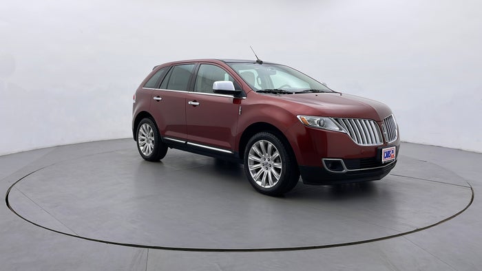 LINCOLN MKX-Right Front Diagonal (45- Degree) View