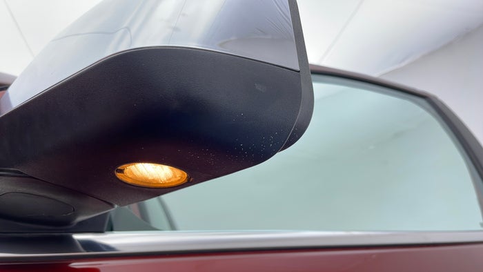 LINCOLN MKX-ORVM LHS Faded