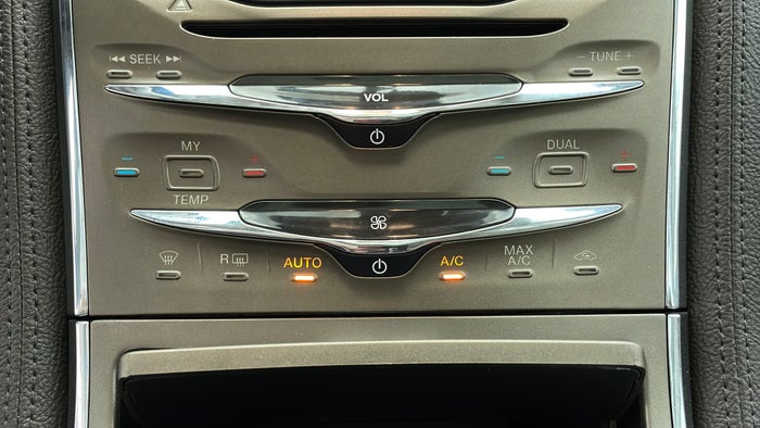 LINCOLN MKX-Automatic Climate Control