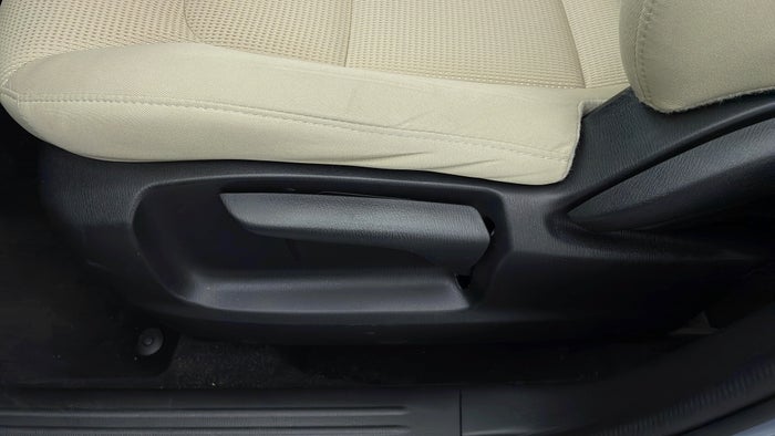 MAZDA CX 5-Driver Side Adjustment Panel