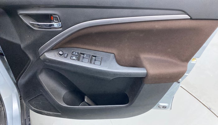 2022 Maruti BREZZA ZXI SMART HYBRID , Petrol, Manual, 8,946 km, Driver Side Door Panels Control