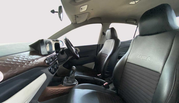 2020 Hyundai AURA S CNG, CNG, Manual, 64,690 km, Right Side Front Door Cabin
