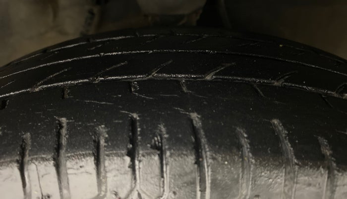 2013 Hyundai i10 ERA 1.1 IRDE, Petrol, Manual, 44,941 km, Right Front Tyre Tread
