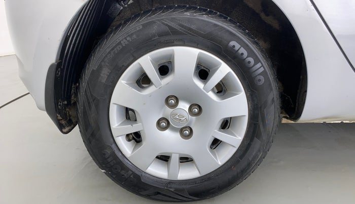 2014 Hyundai i20 MAGNA O 1.2, Petrol, Manual, 49,598 km, Right Rear Wheel