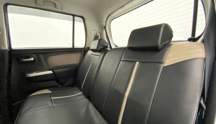 2016 Maruti Wagon R 1.0 VXI AMT, Petrol, Automatic, 88,216 km, Right Side Rear Door Cabin