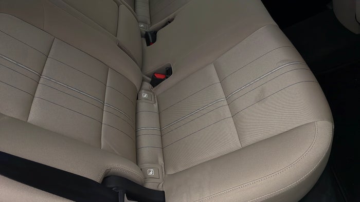 HYUNDAI TUCSON-Seat 2nd row RHS Stain