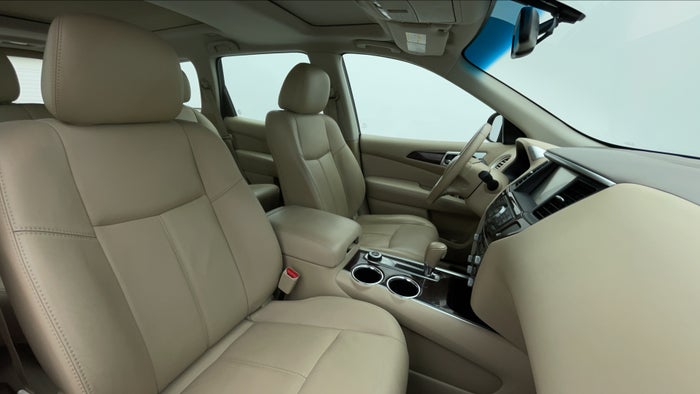 NISSAN PATHFINDER-Right Side Front Door Cabin View