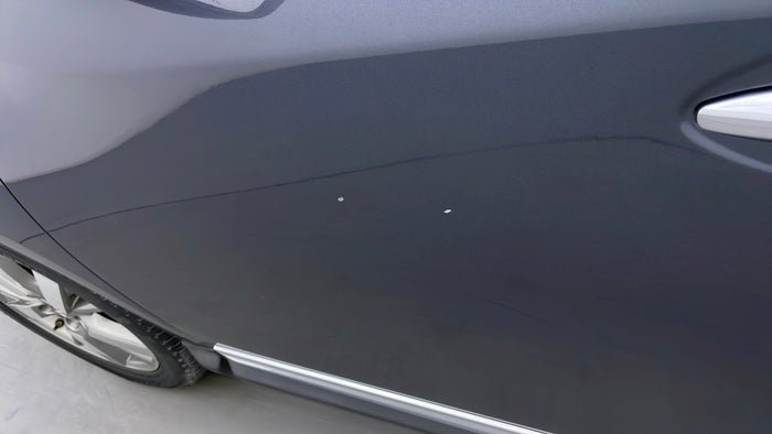 NISSAN PATHFINDER-Door Exterior LHS Front Scratch