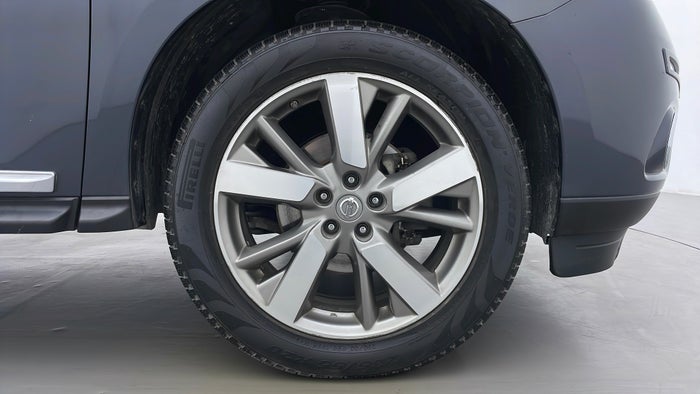 NISSAN PATHFINDER-Right Front Tyre
