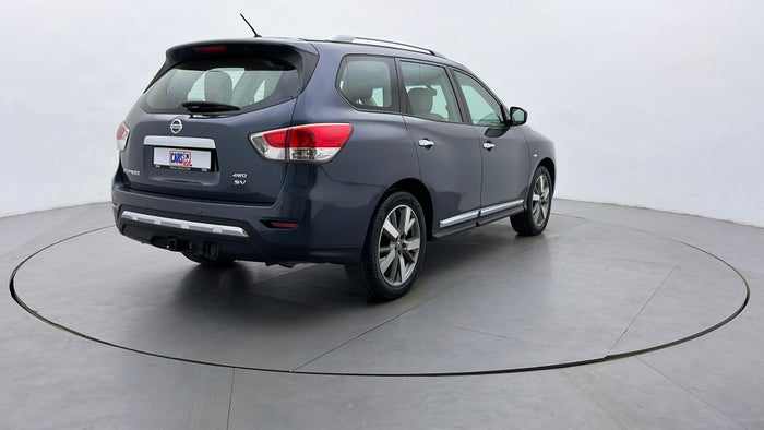 NISSAN PATHFINDER-Right Back Diagonal (45- Degree) View