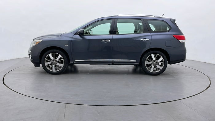 NISSAN PATHFINDER-Left Side View