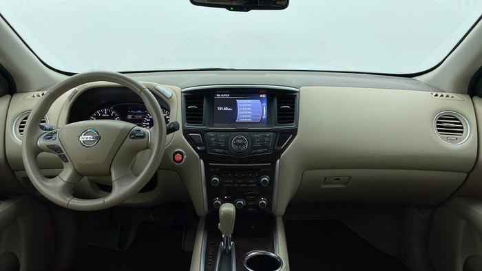NISSAN PATHFINDER-Dashboard View