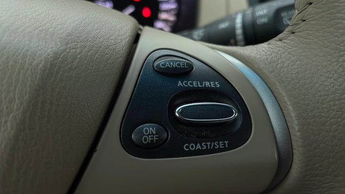 NISSAN PATHFINDER-Cruise Control