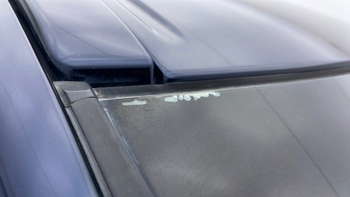 INFINITI QX60-Windshield Front Air Bubbles