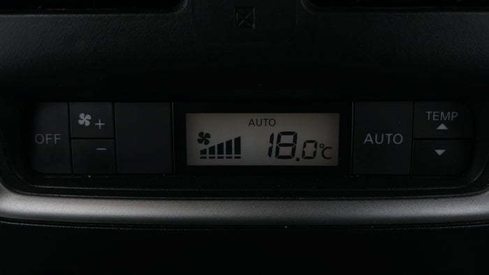 INFINITI QX60-Rear AC Temperature Control