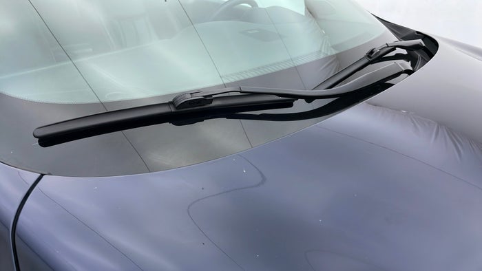 INFINITI QX60-Bonnet/Hood Scratch