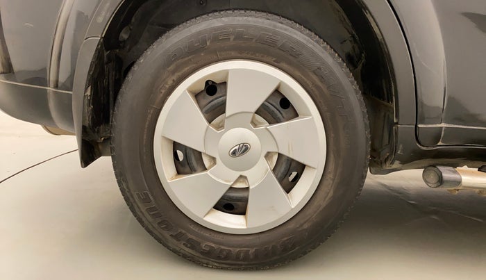 2015 Mahindra XUV500 W6, Diesel, Manual, 54,971 km, Right Rear Wheel