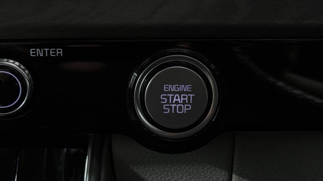 2022 Kia Carnival Platinum, Automatic, 38409 km, Keyless / Button Start