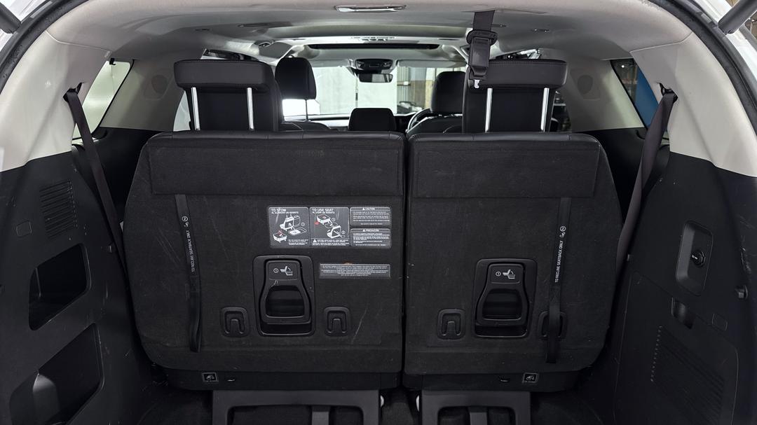 2022 Kia Carnival Platinum, Automatic, 38409 km, Third Row Seats