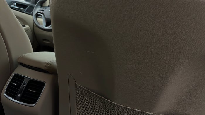 HYUNDAI TUCSON-Seat RHS Front Scratch