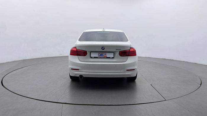 BMW 318I-Back/Rear View