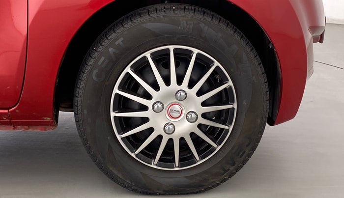 2018 Datsun Redi Go T (O), Petrol, Manual, 20,673 km, Right Front Wheel