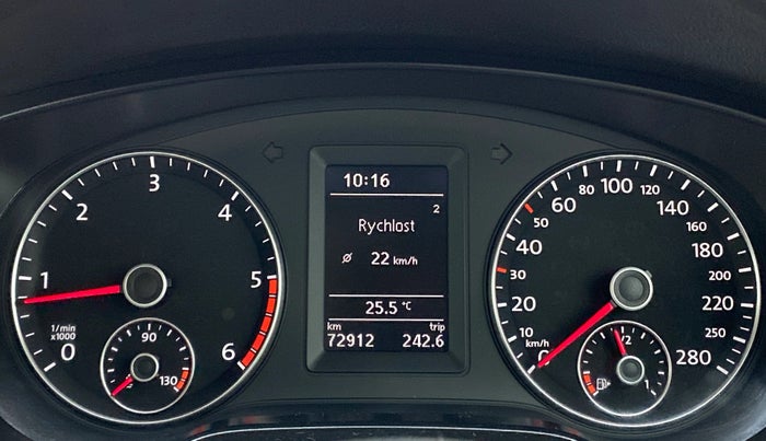 2014 Volkswagen Jetta HIGHLINE 2.0 TDI MT, Diesel, Manual, 72,971 km, Odometer Image