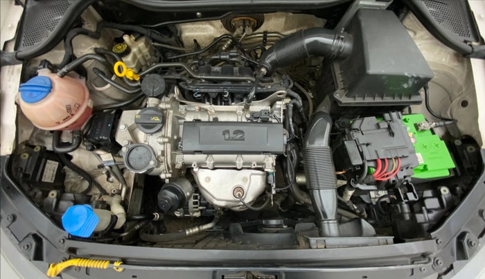 2014 Volkswagen Polo COMFORTLINE 1.2L PETROL, Petrol, Manual, 60,976 km, Open Bonet