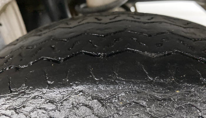 2017 Maruti Alto 800 LXI, Petrol, Manual, 54,931 km, Left Rear Tyre Tread