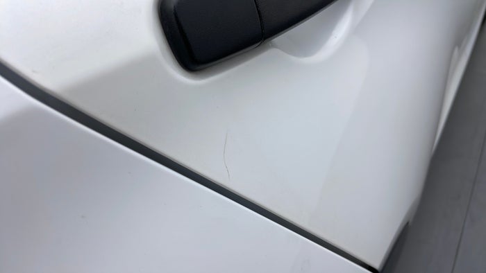 NISSAN KICKS-Door Exterior RHS Rear Scratch