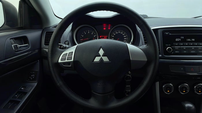 MITSUBISHI LANCER EX-Steering Wheel Close-up