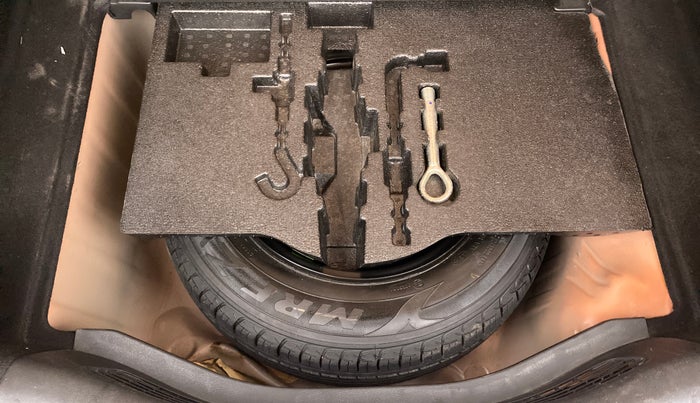 2016 Honda Jazz 1.2 V MT, Petrol, Manual, 56,361 km, Spare Tyre