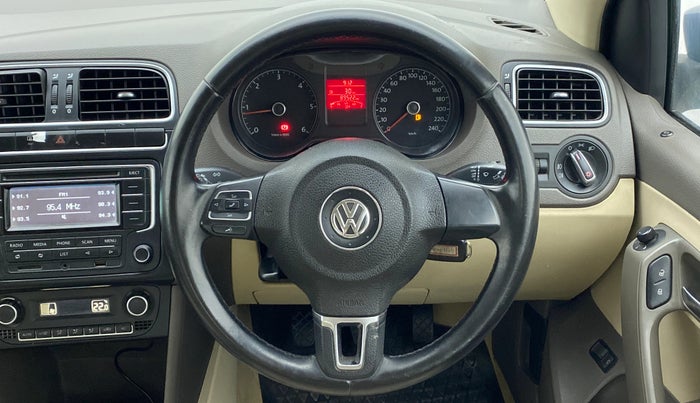 2014 Volkswagen Vento HIGHLINE DIESEL, Diesel, Manual, 89,558 km, Steering Wheel Close Up