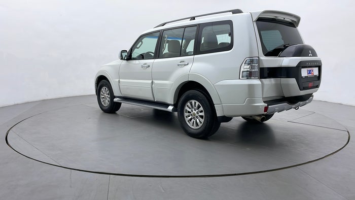 MITSUBISHI PAJERO-Left Back Diagonal (45- Degree) View
