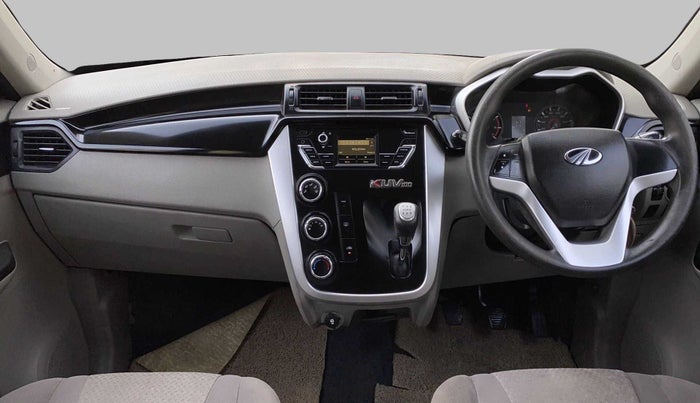 2015 Mahindra Kuv100 K8 5 STR, Petrol, Manual, 28,462 km, Dashboard