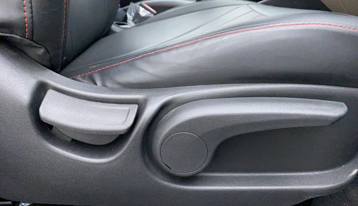 2021 Hyundai Verna SX PETROL MT, Petrol, Manual, 2,291 km, Driver Side Adjustment Panel