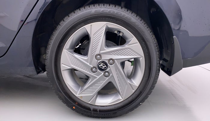 2021 Hyundai Verna SX PETROL MT, Petrol, Manual, 2,291 km, Left Rear Wheel