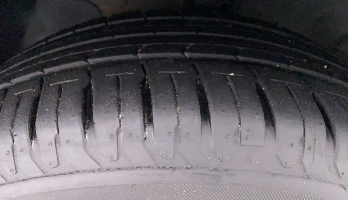 2021 Hyundai Verna SX PETROL MT, Petrol, Manual, 2,291 km, Left Front Tyre Tread