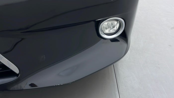 LEXUS ES250-Bumper Front Scratch
