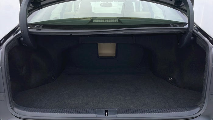 LEXUS ES250-Boot Inside View