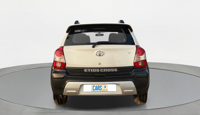 2014 Toyota Etios CROSS 1.5 V, Petrol, Manual, 59,338 km, Back/Rear