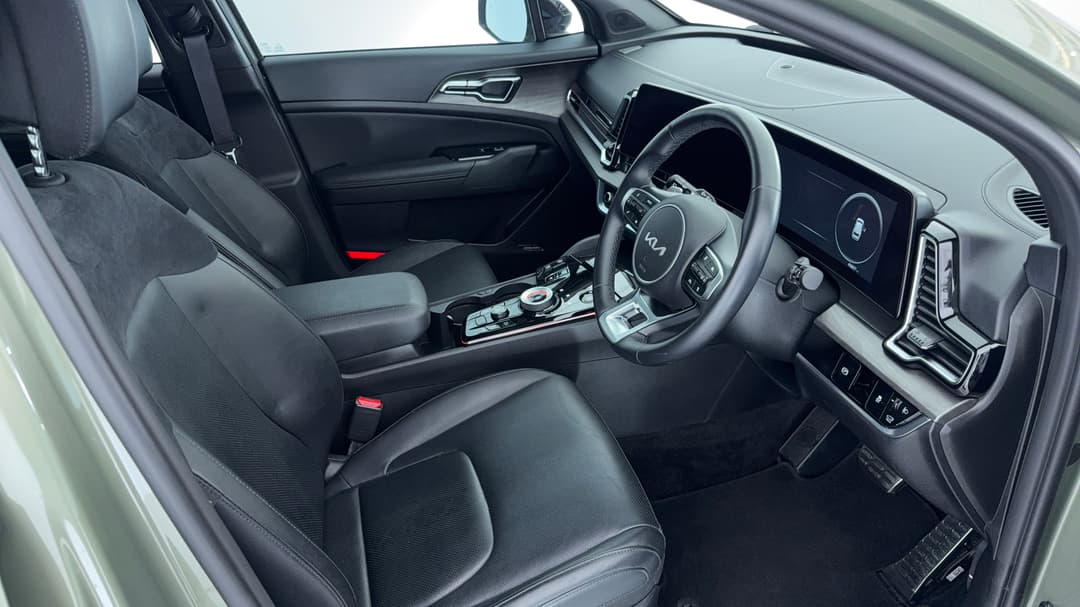 2022 Kia Sportage Gt-line (AWD), Automatic, 43827 km, Right Side Front Door Cabin View