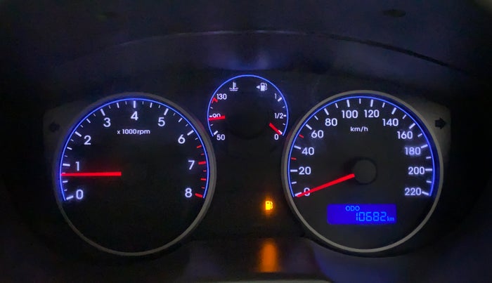 2013 Hyundai i20 MAGNA (O) 1.2, Petrol, Manual, 10,682 km, Odometer Image