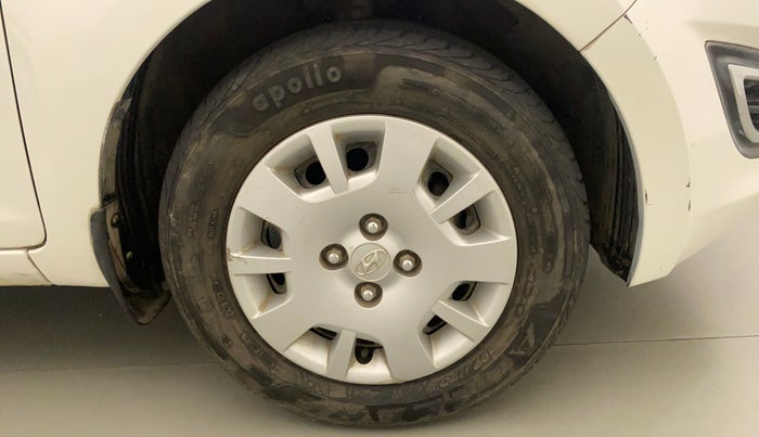 2013 Hyundai i20 MAGNA (O) 1.2, Petrol, Manual, 10,682 km, Right Front Wheel