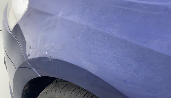 2014 Volkswagen Vento COMFORTLINE MT PETROL, Petrol, Manual, 63,400 km, Left fender - Slightly dented