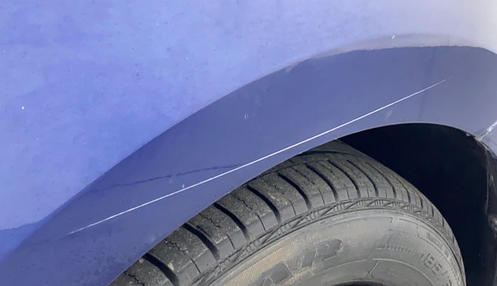 2014 Volkswagen Vento COMFORTLINE MT PETROL, Petrol, Manual, 63,400 km, Right fender - Minor scratches